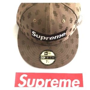 Supreme Monogram Box Logo fitted cap 7 1/4